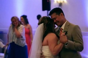Groom Pays Tribute To His Bride's Late Father With A Heartfelt Dance | theAsianparent Singapore
