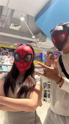 this is giving spiderman energy 🕷️