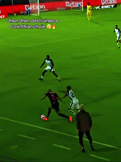 Jhon Jhon brilha em jogo do Corinthians contra Bragantino