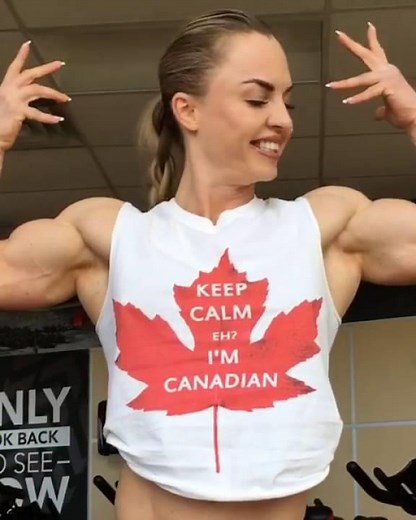 IFBB Pro Eleonora Dobrinina Ripped Muscles