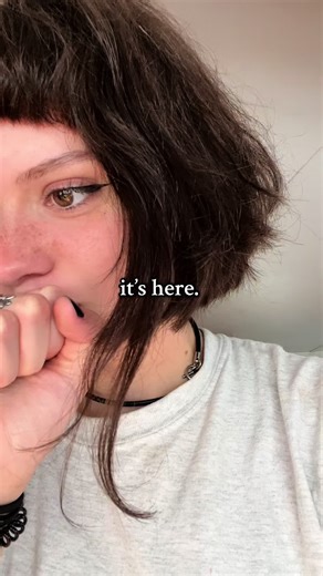 Restoring a Vintage Typewriter for Poetic Creations