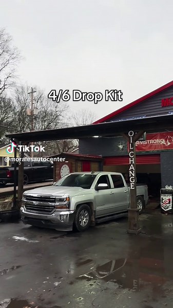 We just finished up this 4/6 Drop Kit from IHC Suspension today on this Chevy Silverado 🔥 #trokas #trokasbajitas #smallbusiness #chevy #nnbs