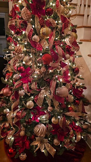 2025 Williams Christmas Tree Decorated by Cynthia Daniels | Demetrius Williams