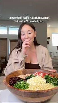 cpk bbq chicken salad but make it dense bean🤌🏼 recipe is in the description of this video