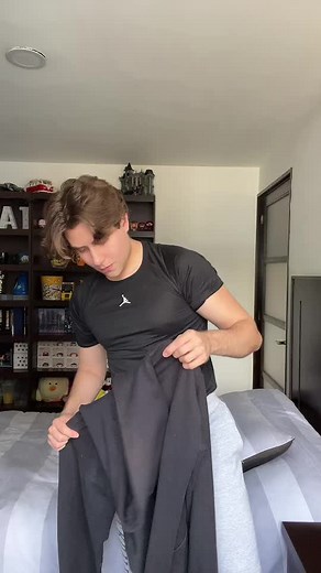 Spideyweek 🕷🕸 #spidermancosplay #spidermancostumes #spideysuit 👌🏻