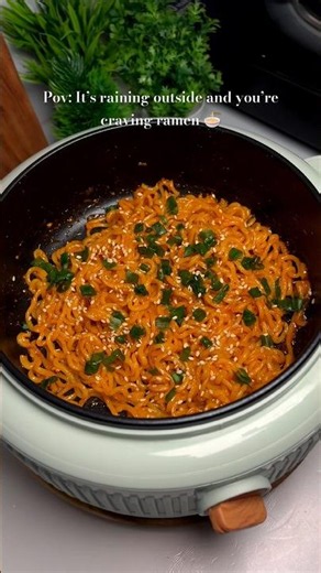 Veg Ramen 🍜 | Easy 5-Minute Ramen Recipe #Shorts