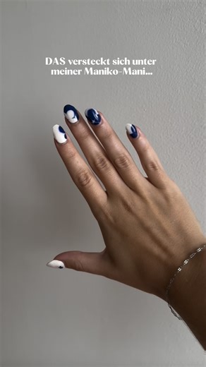 Unter meiner Maniko Mani? Rausgewachsener Shellac. ✨ Der Übergang bleibt trotzdem unsichtbar. Auch dafür ist Maniko einfach perfekt. 👉 Hättest du gedacht, dass Maniko auch über Shellac funktioniert? | Maniko Nails