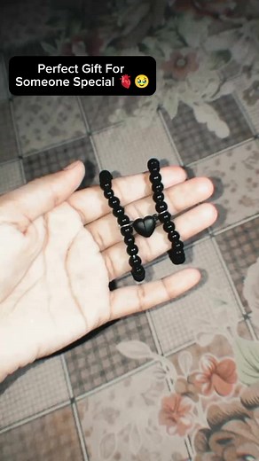 Pearls are forever! ❤️ Featuring Pearl Magnetic Bracelets. . Perfect Gift For Someone Special🎁 . . To place order dm us or contact: WhatsApp-03110250947 #couplegoals #gift #bestgift #couplegifts ##