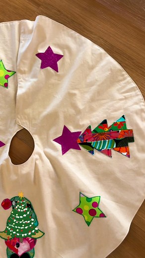 Hot off the sewing machine- Xmas tree skirt | Blu Budgie Designs