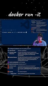 Sabías que con docker run -it puedes abrir una consola dentro del contenedor para que puedas interactuar directamente con el?, es como si estuvieras dentro de una computadora Linux. Muy útil para que entiendas este concepto de contenedores. #docker #programacion #coding | Pildoras de programación