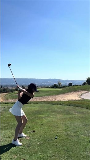 Going with the 5wood #golf #golfing #golflife #golfswing #golfshorts #golfcourse #golfshot #shorts