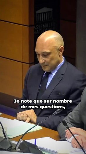 Adjoint d’Anne Hidalgo depuis 2020, Arnaud Ngatcha continue depuis 6 ans à percevoir une double rémunération issue de fonds publics, dont les deux à temps plein, au titre de son mandat municipal et de ses fonctions de directeur à France Télévisions. Dans sa déclaration à la Haute Autorité pour la transparence de la vie publique en 2020, il indiquait 100 916 € nets de revenus versés par France Télévisions (donnée publique), auxquels s’ajoute une indemnité d’environ 60 000 € liée à son mandat d’ad