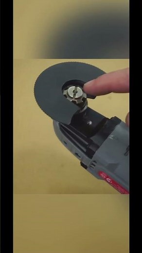How to install blades on the new Hyper Tough oscillating tool #powertools #hypertough #multitools