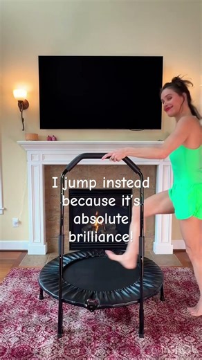 Simple dancing on a rebounder…absolute brilliance 🏆 I Jump Instead 💚