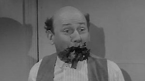 Watch The Abbott & Costello Show Season 1 Episode 25 - Police Rookies