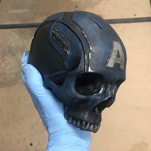 The limited edition Captain America skull is now available for pre order at www.jackofthedust.com - I'll only be doing a small total run of 150 skulls worldwide, i have just released the First 25 which is now available for pre order, If you want to lock one in for yourself I also have payment plans available at the checkout. | Jack of the dust