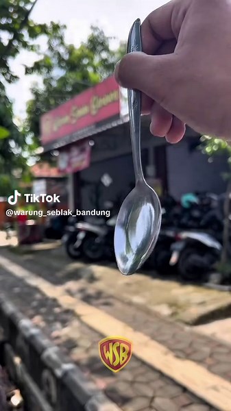 Warung Seblak Bandung: Rasa Autentik yang Mengundang Kembali