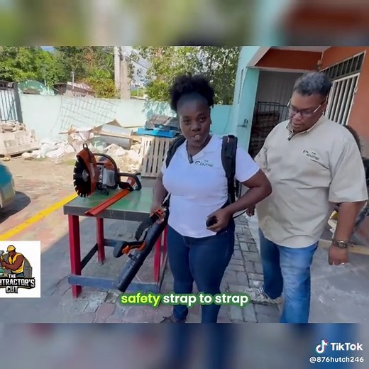 Leaf blowers: How they work, safety tips, and rental costs—all in one quick demo. #LeafBlower #DIY #HomeImprovement #YardWork #RentalTips