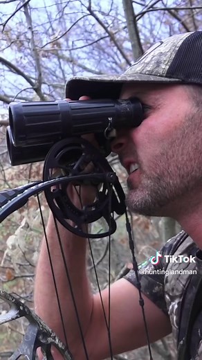 We just needed one buck in the plot for him to get in range. He was flying solo. #huntinglandman #hunting #land #buyland #buck #bigbuck #bigdeer #deerhunting #whitetail #huntingseason #huntingtiktok #hunter #hunt