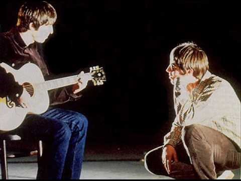 Oasis - Live Forever - Demo Version (Liam Gallagher on vocals)