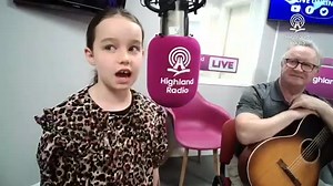 Cara Nic Amhlaigh buaiteoir Abair Leat 🏝Toraigh Álainn 🌊 Ruaille Buaille Muintearas Thír Chonaill | Highland Radio