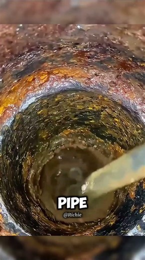 How Do Plumbers Fix Pipes Without Demolishing Walls? 🧱🚫 #shorts