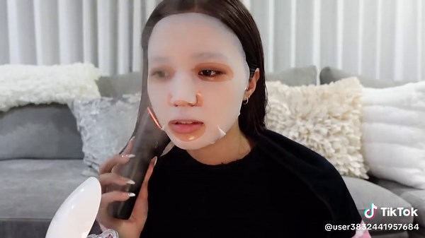 夜のスキンケアルーティンで美肌を手に入れよう