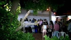 2.2M views · 37K reactions | El último cumpleaños del Cacique  2013. Diomedes celebra su cumpleaños acompañado de sus hijos Rafael Santos y El Gran Martín Elías. También se hace presente su colega Iván Villazón, muchos amigos y familiares | Control Vallenato | Facebook