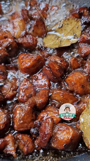 Pork Adobo | Yummy Kitchen
