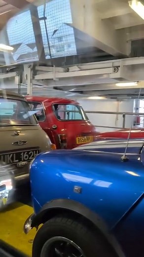 “To Honk or Not To Honk”: Some Thoughts on Mini Horns 🤔 Video: @ivy_the_mini_cooper . #minicooper #classicmini #mini #classiccars #austinmini #cars #rovermini #fblifestyle #car | Mini Cooper Club