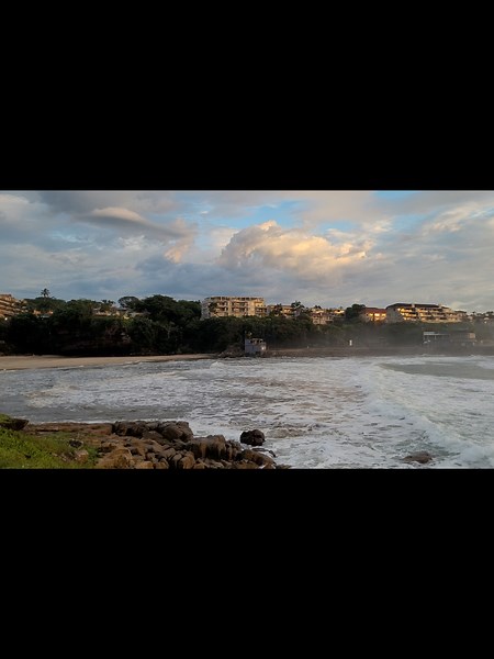 Exploring the Stunning Beaches of Uvongo, KwaZulu-Natal, South Africa