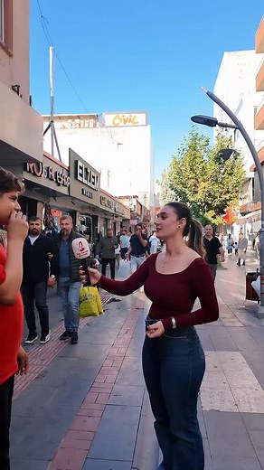 880K views · 470 reactions | Sizce Batman Ve Çevresinde En Büyük Aşiret Hangisidir ? #diyarbakır #siirt #mardin #batman #keşfet #sözsendebatman #sözsende #batmanlı #batmanburada | Söz Sende Batman | Facebook