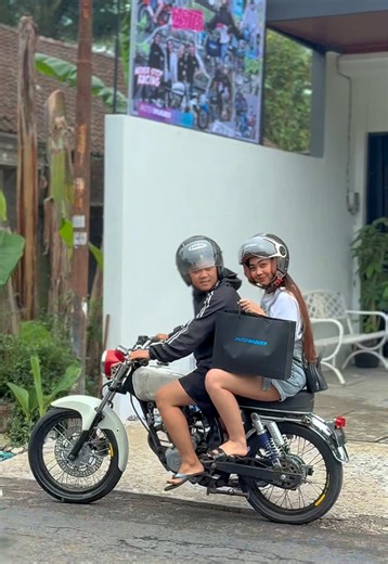 Gerimis romantis bareng si manis