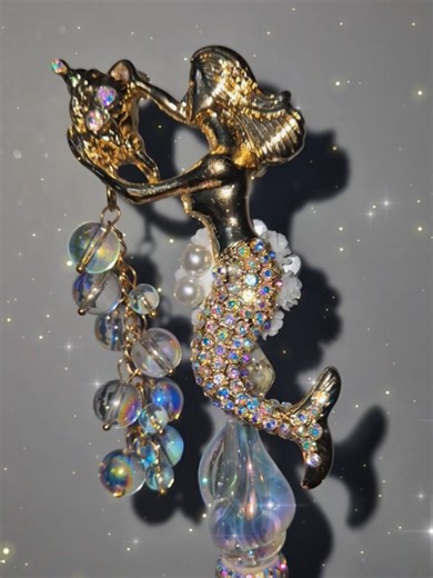 #mermaidtiktok #sirensong #mermaid #handmadebyme #seashell