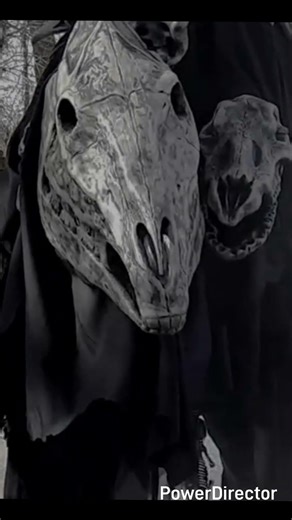 mistwraith cosplay from #mistborn by Brandon Sanderson! more videos to come!