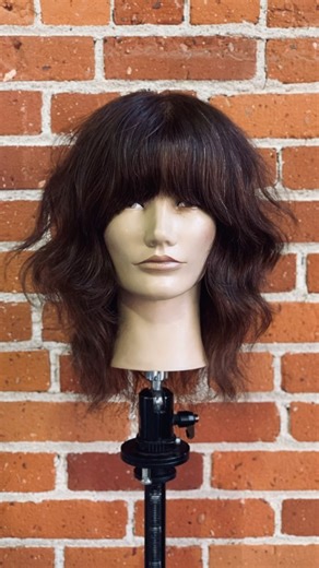 178 reactions | Simple Butterfly Layered / Shag Haircut ⬇️ Here’s...