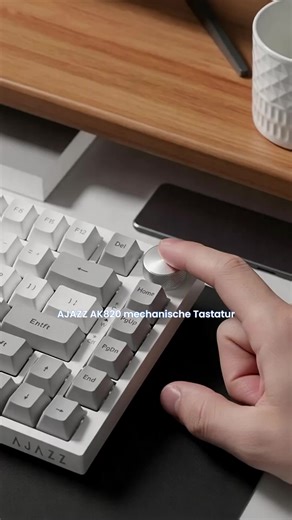 Ajazz Ak820 mechanische Tastatur, hot swappbar, Metall-Lautstärkeregelung, 5-lagige PBT-Tastenblenden #blackfriday #gamingpc #sportshopper #autoaccessoires #küchenmusthave #blackfridaygermany #autoaccessories #merakiespressomachine #elotrixhighlights #dmsmartelectronics