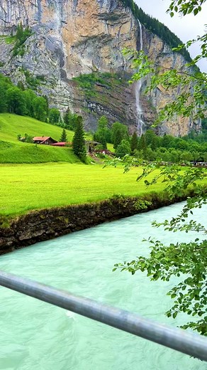 📍Switzerland🇨🇭#switzerland #swissroads #switzerlandnature #roadtrip #verliebtindieschweiz #swissbeautiful #sisiswiss #swiss