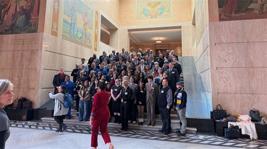 OR students, advocates press lawmakers for more school funding despite falling enrollment