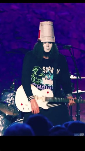 Buckethead SMOOTH Riff 🤘🏻 #guitar #music #buckethead #shorts #unmasked #gunsnroses #shred #smooth