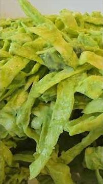 Зелёный салат из капусты#полезныйсалат#салатизкапусты#вкусныйсалат#food#летнийсалат