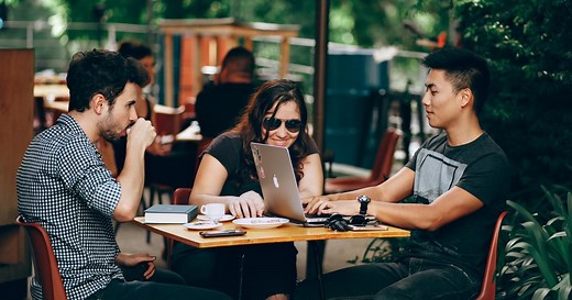 How to Network in the Entertainment Industry