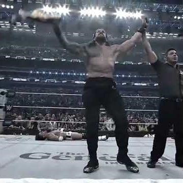 رومان رينز يصدم العالم في راسلمينيا 41! 🔥 | عودة الزعيم القبلي