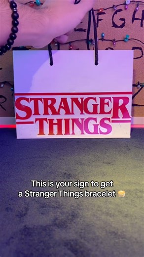 Perfect for a true ST fan #bracelet #Strangerthings #gift #Netflix #strangerthings5