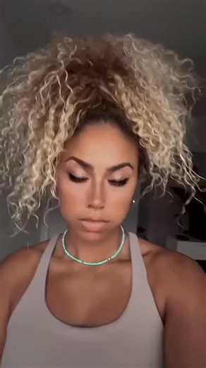 3.3K views · 2.2K reactions | THE CROSS | Talia Perez | Facebook