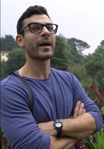 Learning how to farm coffee in Guatemala! #coffee #coffeefarm #guatemala #documentary