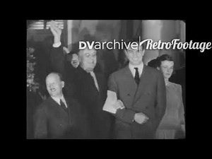 1940 - Crowds cheer FDR's re-election