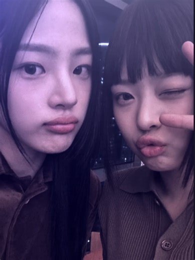 Virtual Meet with Friends in Roblox