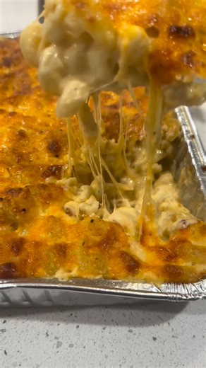 Cooking w/ Kate👩🏽‍🍳 on Instagram: "Quick video of my Mac & Cheese recipe 😋😋 GOOD ASF TRY IT‼️ Ingredients: • 3 cups milk • 2 cups heavy cream • 4 tbsp butter • 1/4 cup All-Purpose Flour • 1/2 tsp Tony’s seasoning • 1/2 tsp of Kinders the blend • 1/2 tsp Cayenne pepper • 1/2 garlic powder • 1/2 tbs sugar (TRUST ME) • 1/2 teaspoon Black pepper • 1.5 cups Extra Sharp Cheddar cheese • 1.5 cups Mozzarella & Cheddar cheese • 1.5 cups of Colby Jack cheese •1 box of Cavatappi pasta • 1 tbsp Olive o