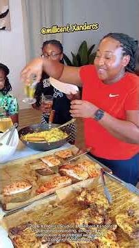 Grab your plates and join the queue 😋